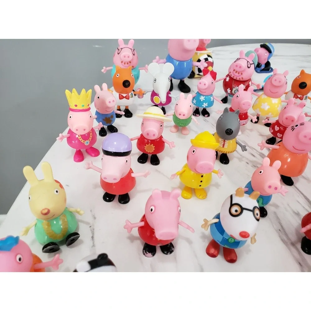 Lot 40+ Peppa Pig Family Friends Figures Bundle Mummy Daddy Grandma George #2